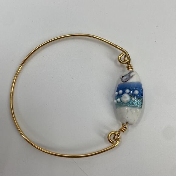 Hand blown glass gold tone wire bracelet - Picture 3 of 4